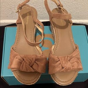 Liz Claiborne Brown Espadrille Sandals